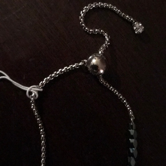 Michael Kors pavé heart bracelet - Picture 4 of 7